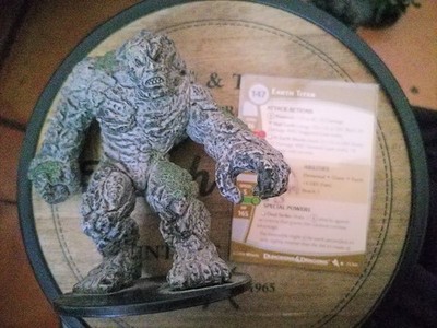 Dungeons and Dragons Miniatures Against the Giants EARTH TITAN Figur + Karte