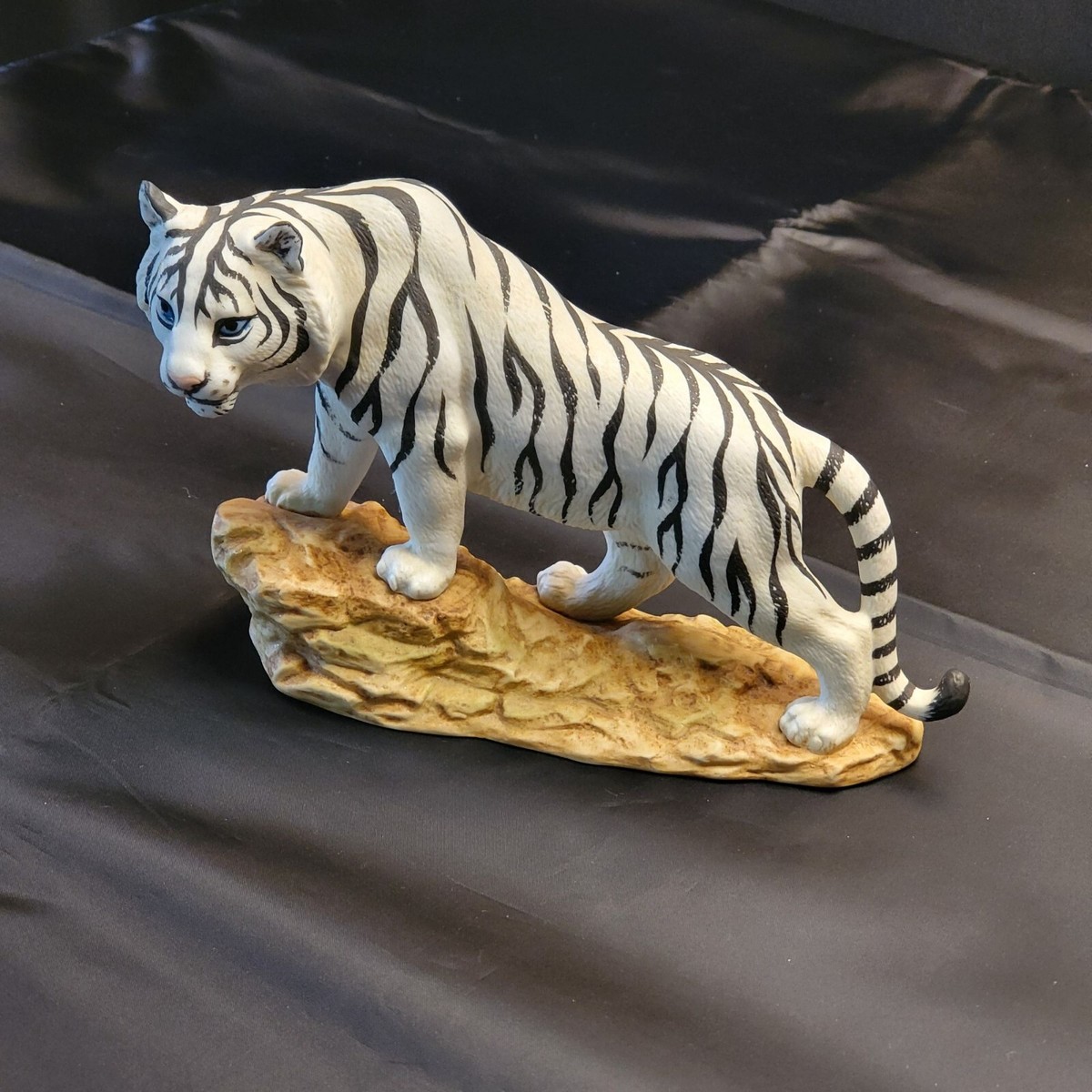 Vintage Andrea Sadek White Tiger Figurine - Hand Painted Busch