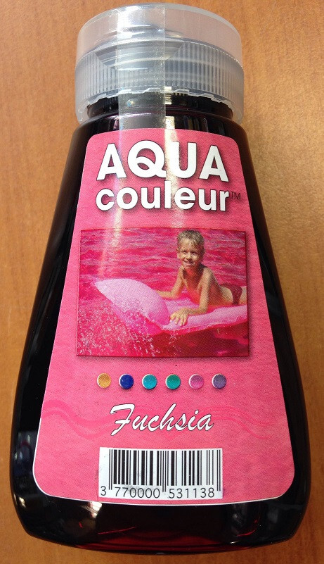 Colorant piscine fuchsia pour illuminer vos soirées d'été et pool parties