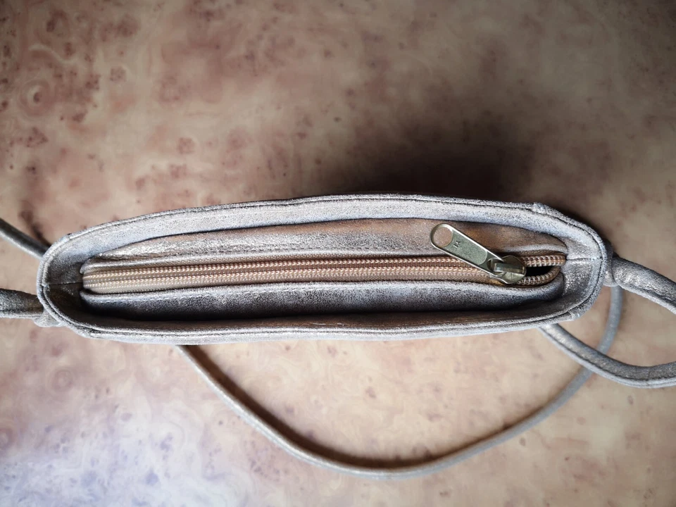 Jacques Vert crossbody leather women's bag - Image 3 of 4