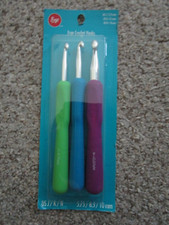 BOYE ERGO CROCHET HOOKS SET J,K  N - NIP