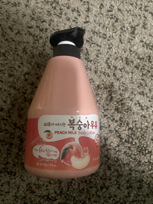 WELCOS KWAILNARA Peach Milk Body Lotion 560 g (Peach Milk- Softening) - Korean