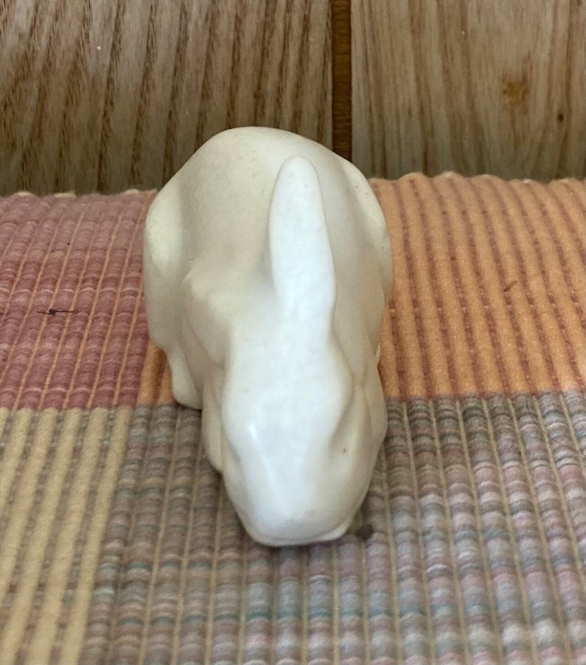 Extremely Rare HTF Vintage McCoy MINIATURE White Crouching Bunny Rabbit ...