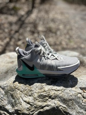 Nike Lebron Witness VII - Phantom Shoes - Men s Size 7.5 EUC