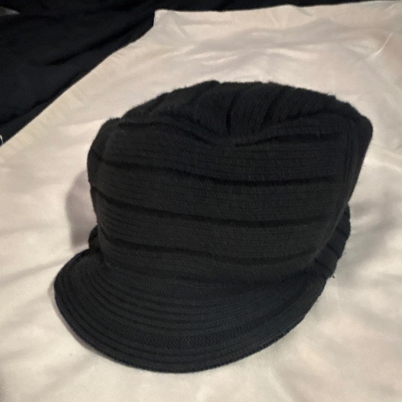 Peter Grimm beanie