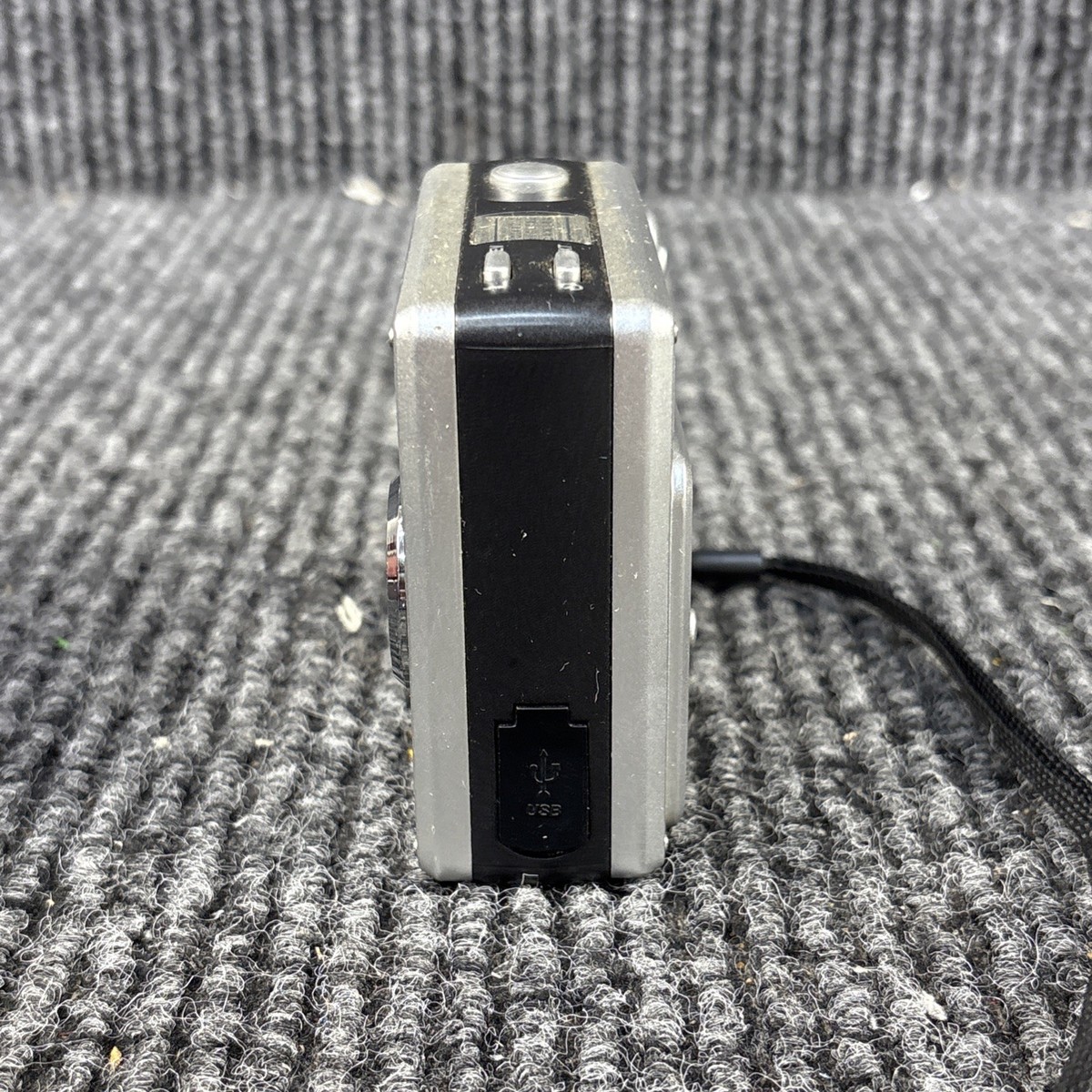 POLAROID PDC5070 5.1MP DIGITAL CAMERA - PARTS/REPAIR - READ