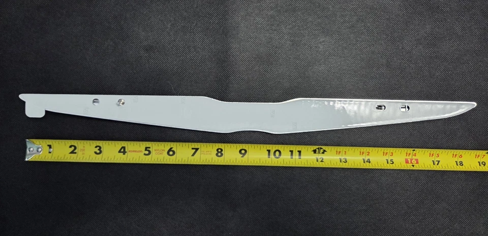 Medallón maletero Chrysler 300 con alas cromadas NUEVO OEM MOPAR Foto 3 de 4