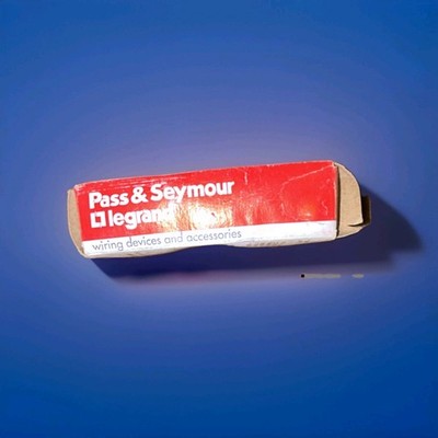 Pass & Seymour Legrand Duplex Receptacle White Type B 15A 120V Wall Outlet