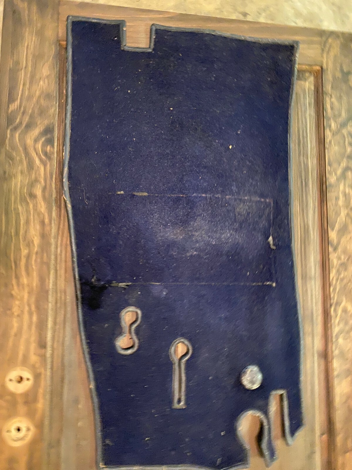ROLLS-ROYCE SILVER SPIRIT, BENTLEY MULSANNE ETC. FRONT CARPETS FOR RHD CAR.