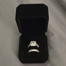 Platinum Plated Brass Cubic Zirconia Diamond Wedding Ring Set Size 4 Brand New