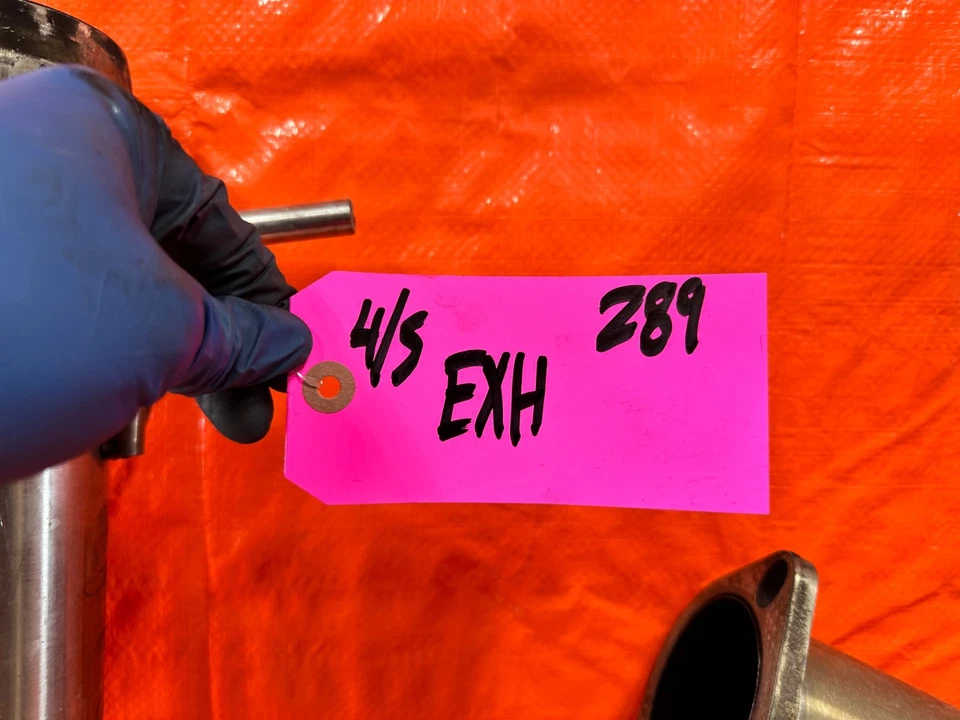 17-20 INFINITI Q60 - SILENCIADORES TUBOS DE ESCAPE TUBOS MEDIOS - FALTA 1 PUNTA Foto 3 de 4