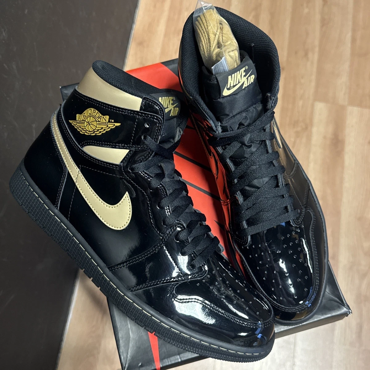 Jordan 1 Retro OG High Black Gold | eBay