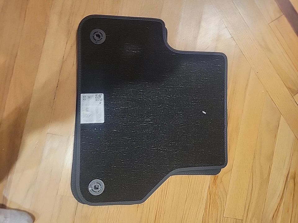Alfombrillas negras nuevas Audi A4 originales OEM I110991 VCPL150505 4 piezas Foto 4 de 4