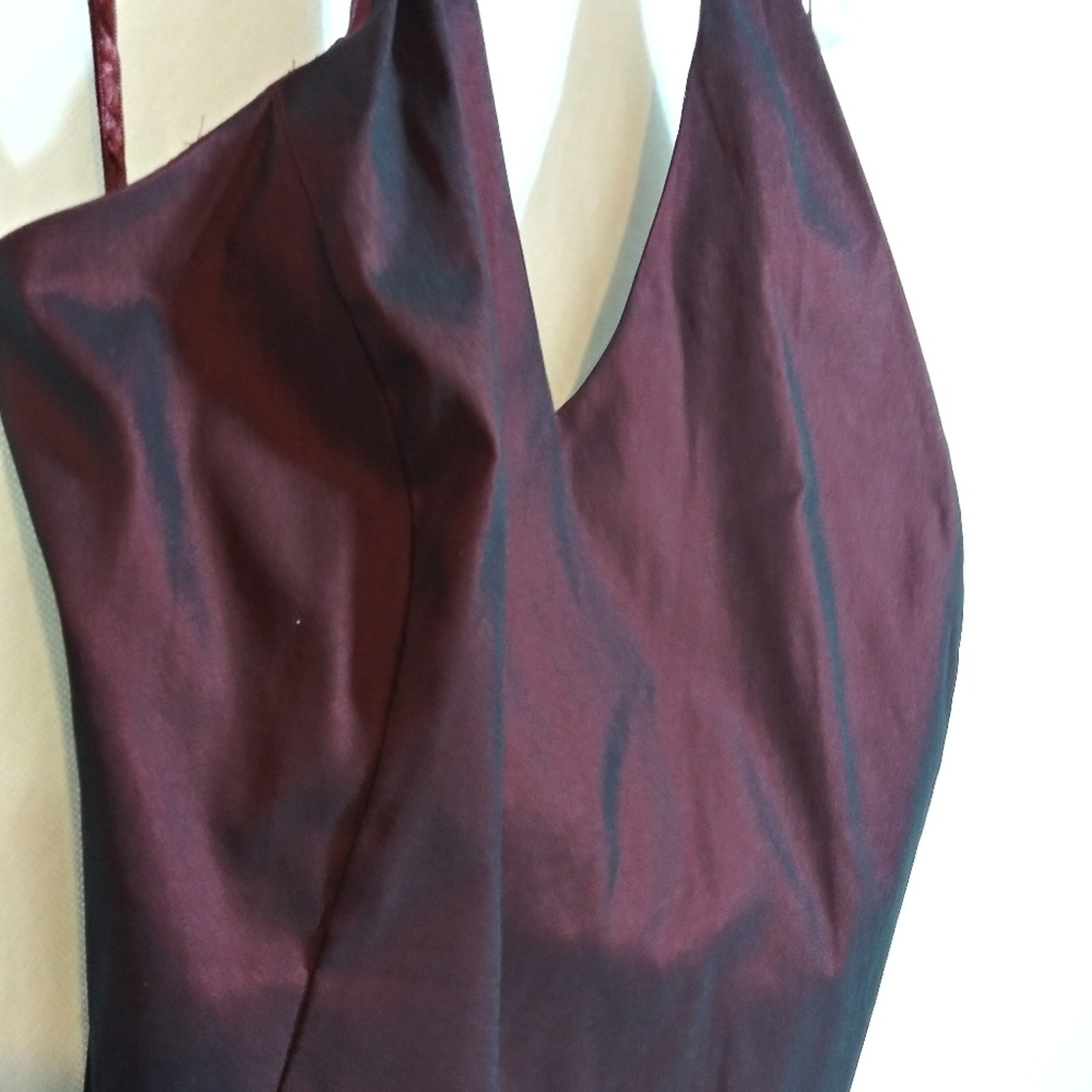Venezia Jeans Elegant Halter Neck Top in Deep Burgundy Glam Size 20