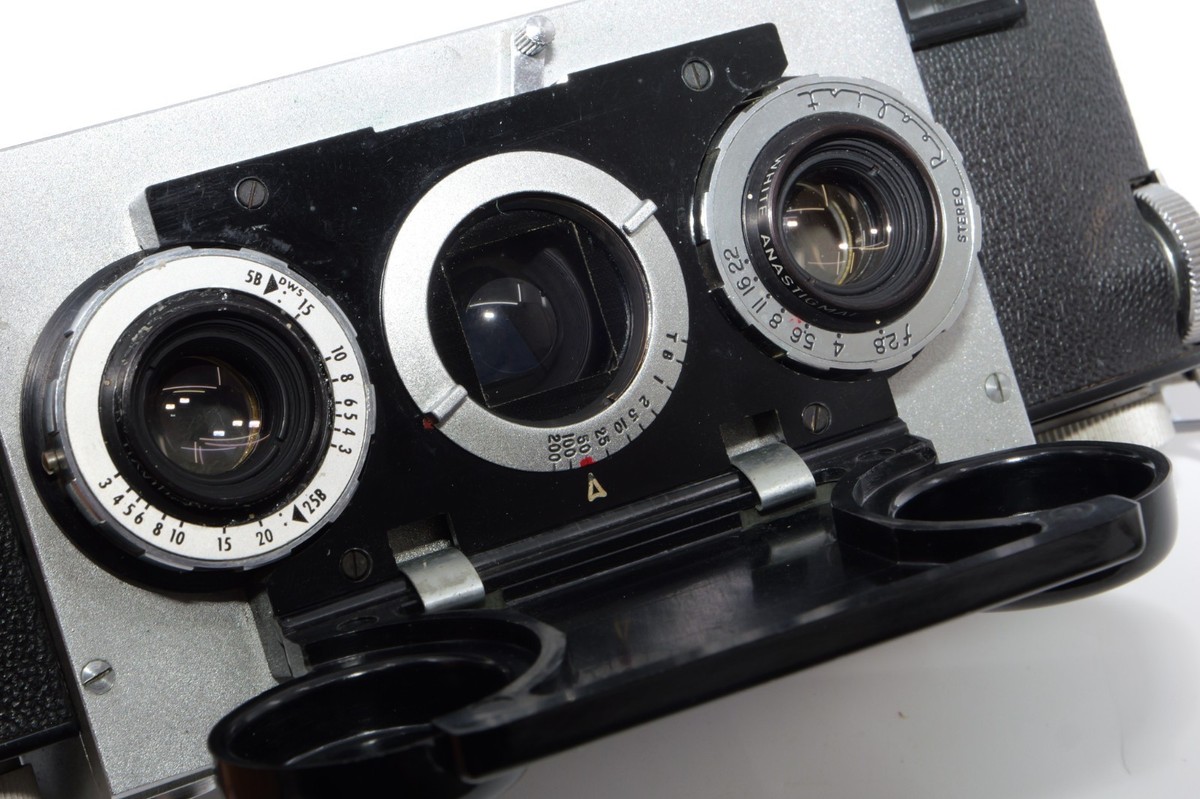Stereo Realist f2.8 35mm Film Stereo Camera by David White