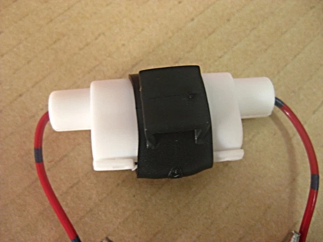 Fit HONDA C100 CA100 C102 CA105T C50 C65 70 C90 CM91 FUSE CONNECTOR CASE 10A.#BI - Image 2 of 4