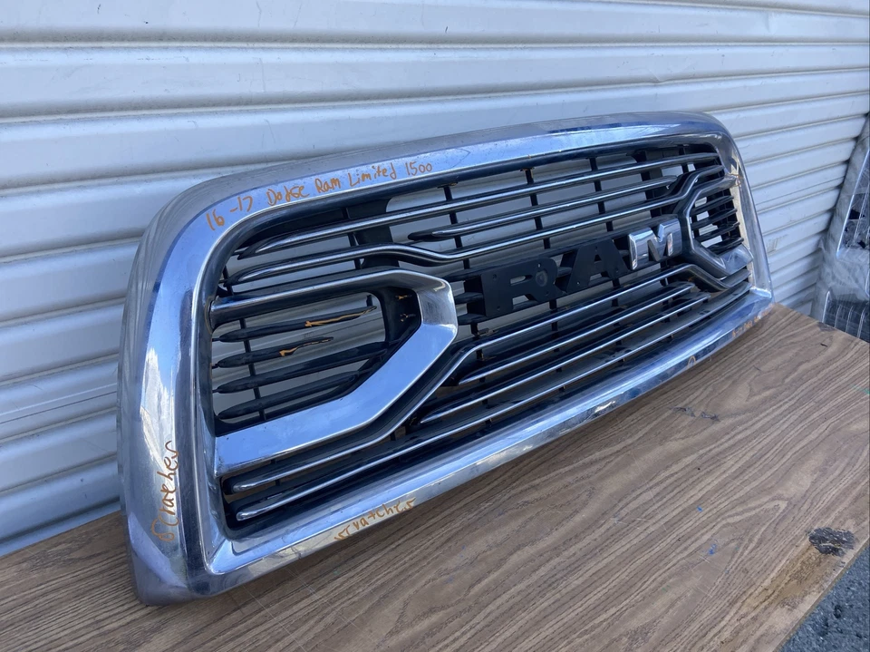 Dodge Ram 2500 3500 2016-2017 parrilla OEM Foto 2 de 4
