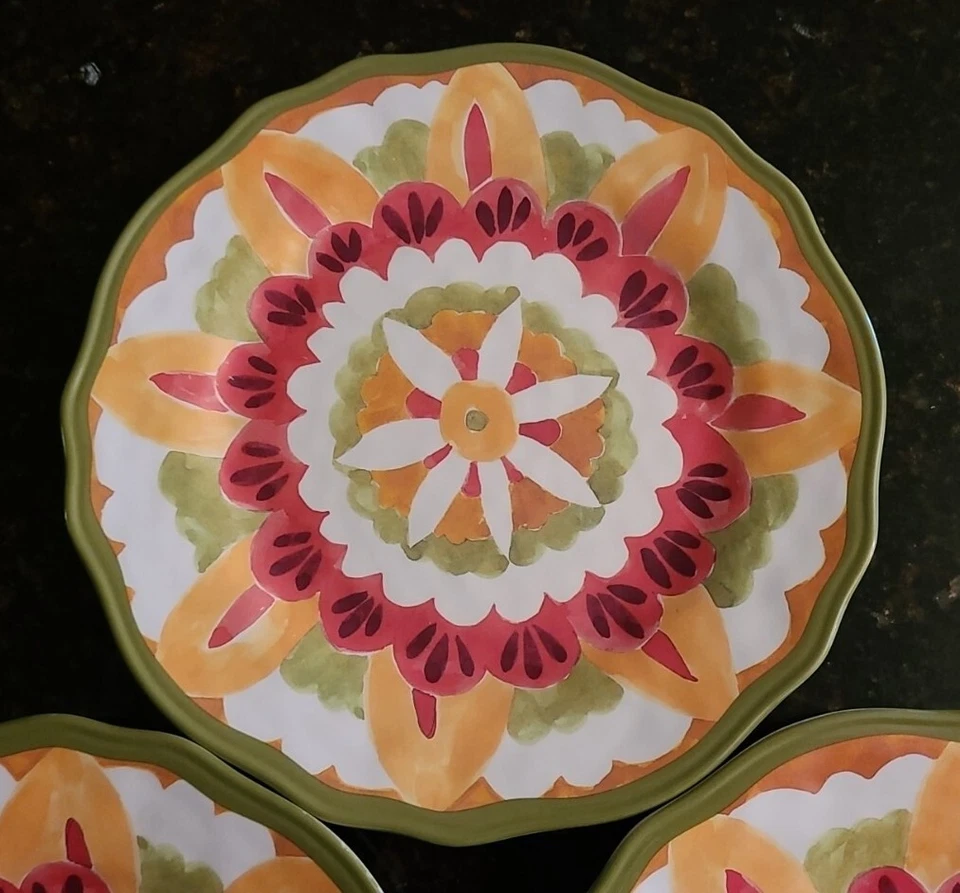 SET OF 6 Cynthia Rowley New York 8.75" Melamine Salad Plates. Green, Floral  - Image 4 of 4