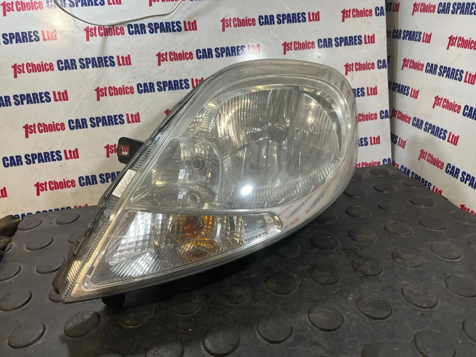 Faro de cabeza de pasajeros Renault Traffic Vauxhall Vivaro 2012 Foto 2 de 4