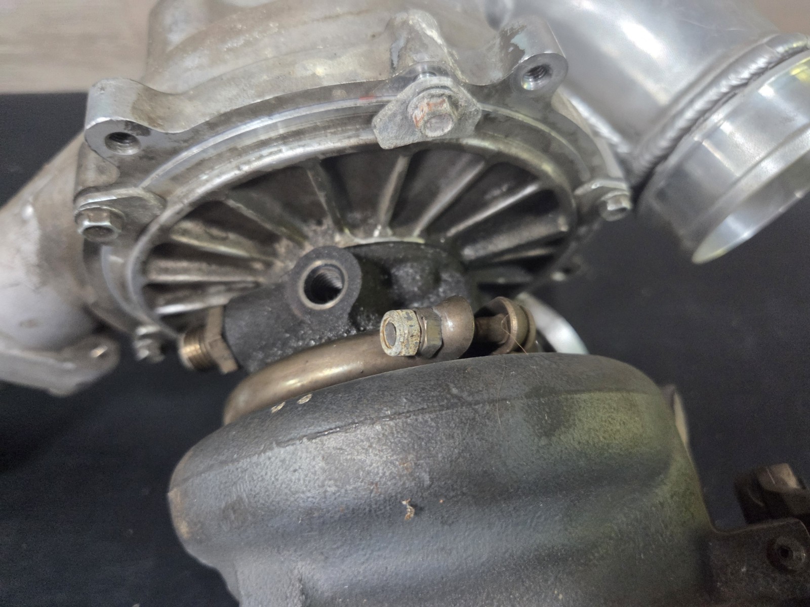 Ferrari 488 Spider Right Turbocharger P/N 496483