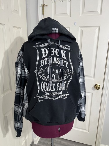 Upcycled Custom Black Hoodie Sweatshirt Flannel Reworked Duck Dynasty Size M/L - Bild 2 von 12