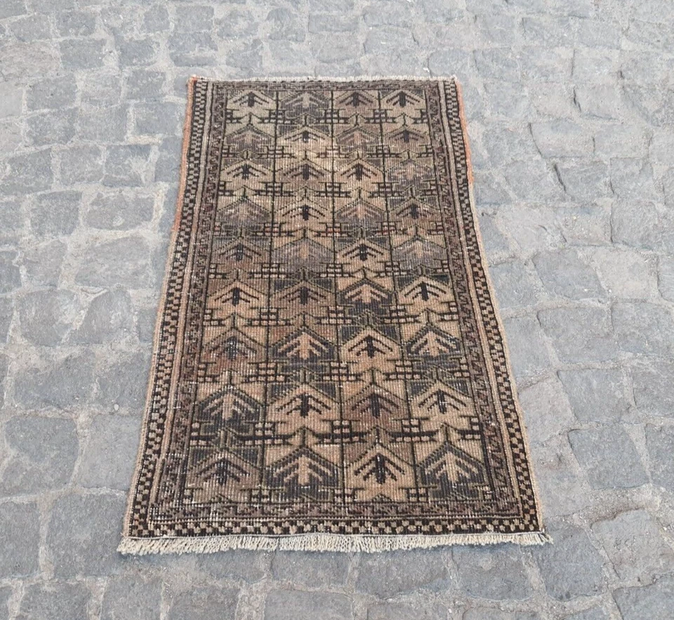 natural turkish hanknotted rug , authentic carpet , farmhouse decor rug - Image 2 of 4