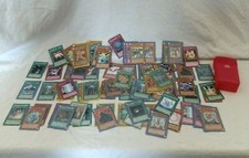 Set di 89 carte Yu-Gi-Oh! con astuccio Collezione Giochi tavolo Fantasy