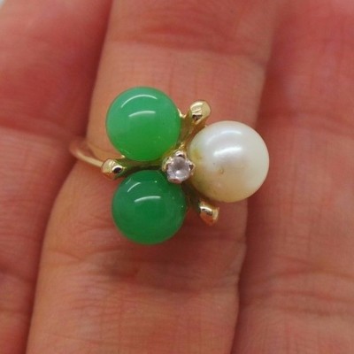 STUNNING 14K YG LADIES JADE & PEARL RING SZ 6  G112435-3  4.28 grams