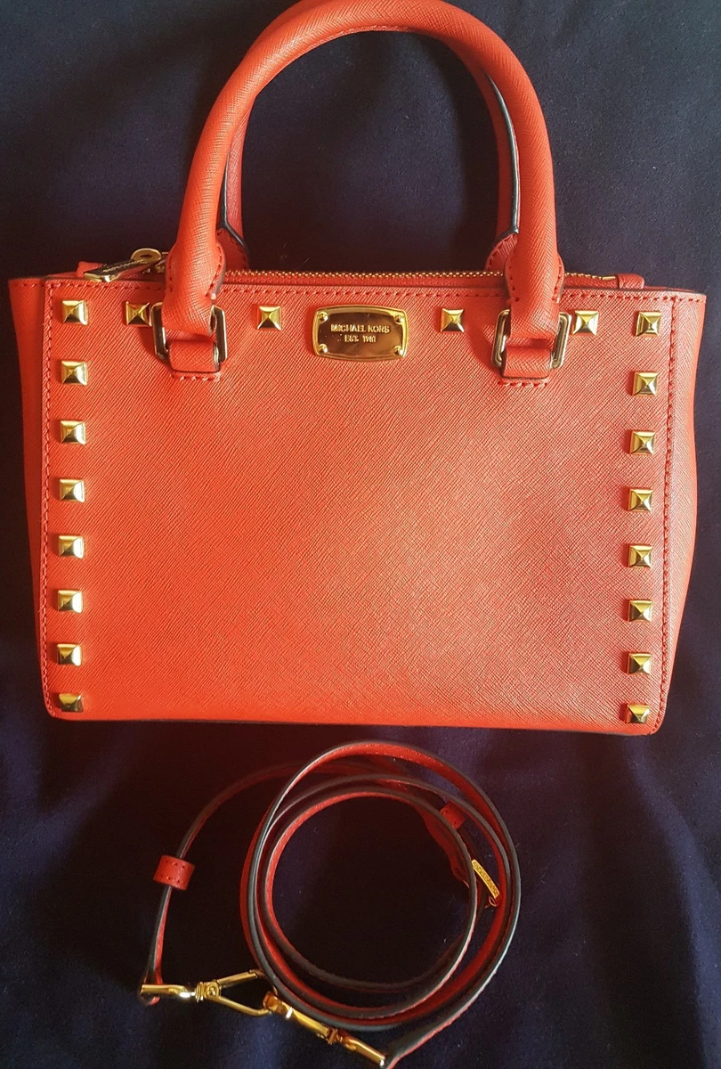 Michael kors hotsell borsa borchie