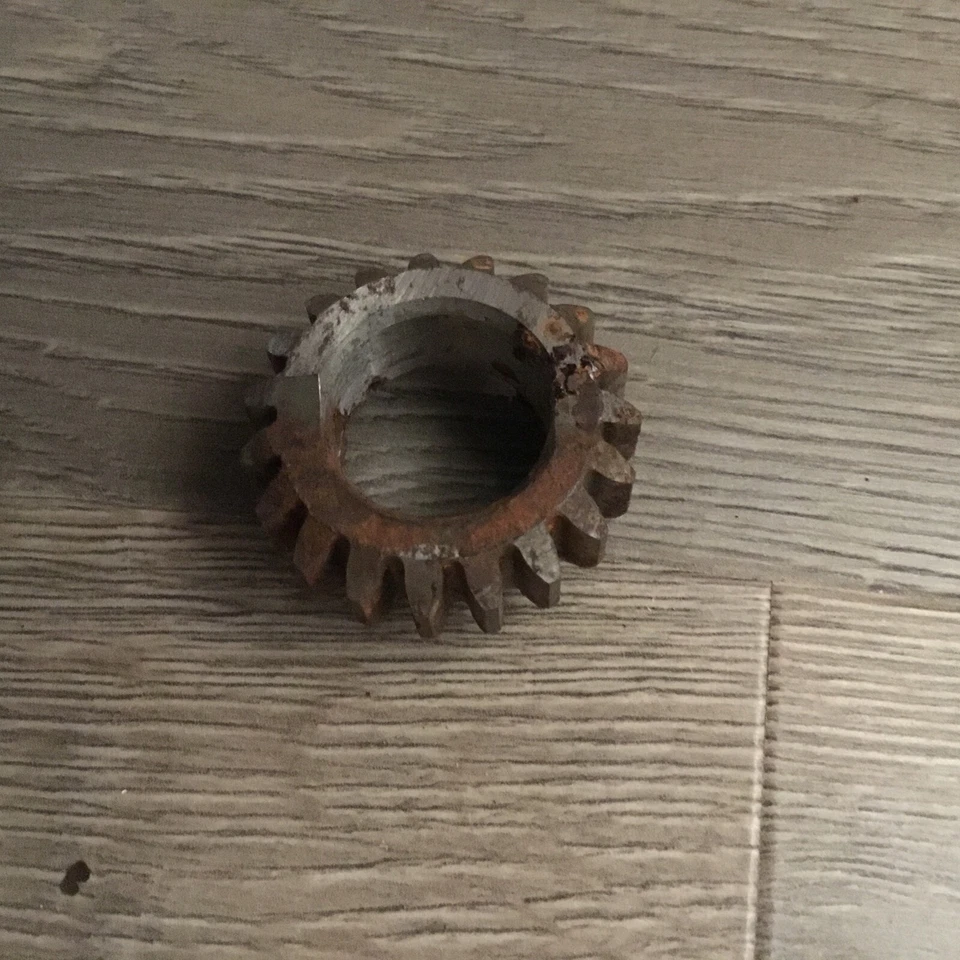 Yamaha YAS1C AS2C HS1 LS2 RD125 1968-76 Nos Kick Start Piñón Gear 132-15631-00 Foto 2 de 4