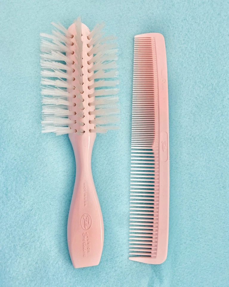 NOVO Conjunto de Escova de Cabelo e Pente Vintage STANLEY Meninas Meia Redonda Cerda de Nylon ROSA Novo em folha - Imagem 3 de 4