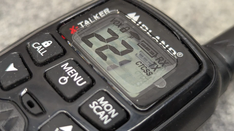 2 Pack Midland X-Talker T10C Walkie Talkies Black FRS Two Way Radio Outdoor - Image 2 of 4