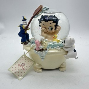 Betty Boop Snowglobe | eBay