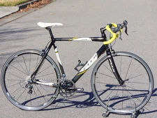 Fuji Team Full Carbon Road Bike Ultegra 10-Speed Large 58cm!