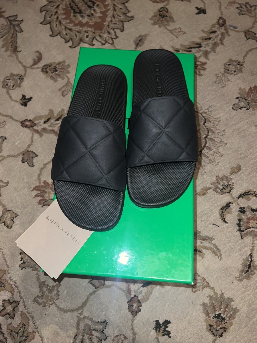 Bottega Veneta slider patterned slides size 40 mens 7 black rubber