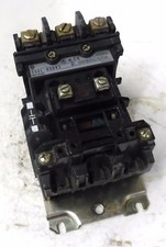 ALLEN BRADLEY 500L-B0D93 AC CONTACTOR, SER B, 30 AMP, 110/115-120 VOLTS, 50/60HZ
