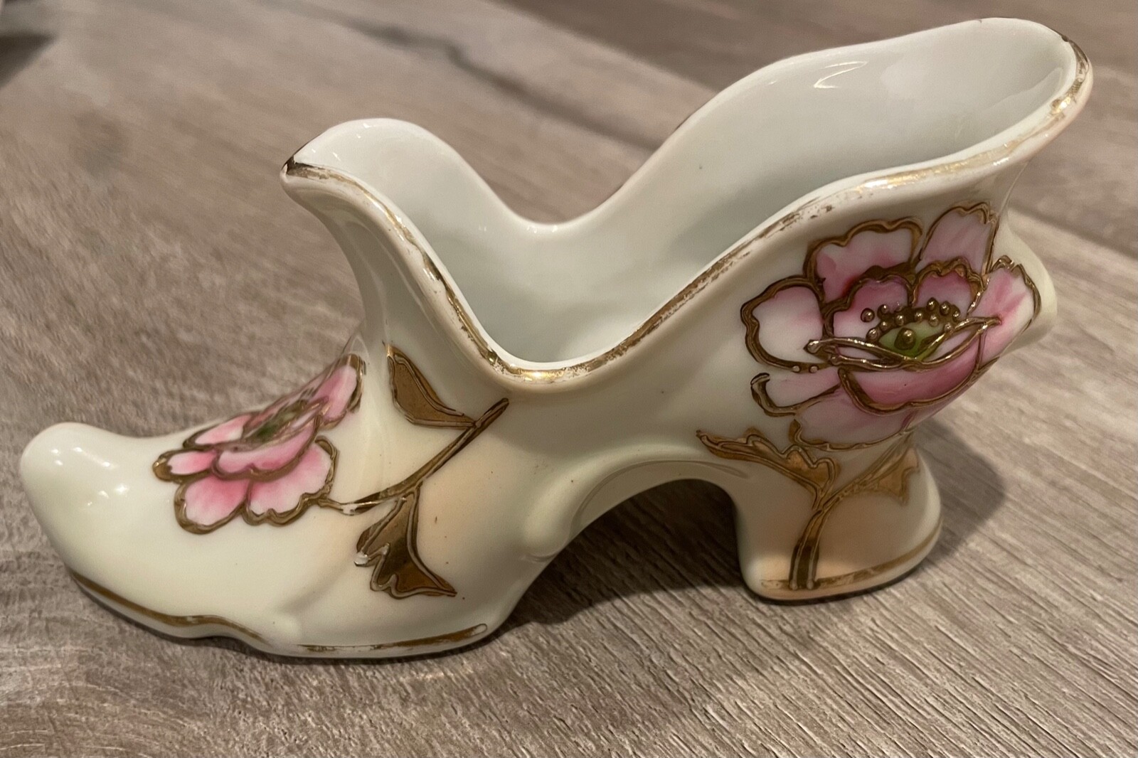 PANTOFOLA D’ORO Ciabatta in porcellana bianca con fiori dipinti a mano accento oro