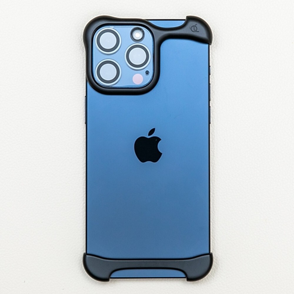 Arc Pulse iPhone 16 Pro Matte Black Minimalist Aluminum