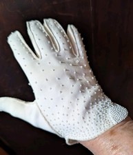Vintage White Cotton Beaded Gloves, Size 7-7.5, Wrist Cut, Perfect Condition
