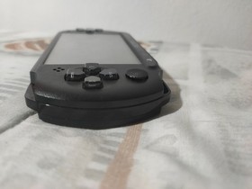 PSP Street E1004 CB Black Boxed Console With 6 Games, Memory, Camera, Case.