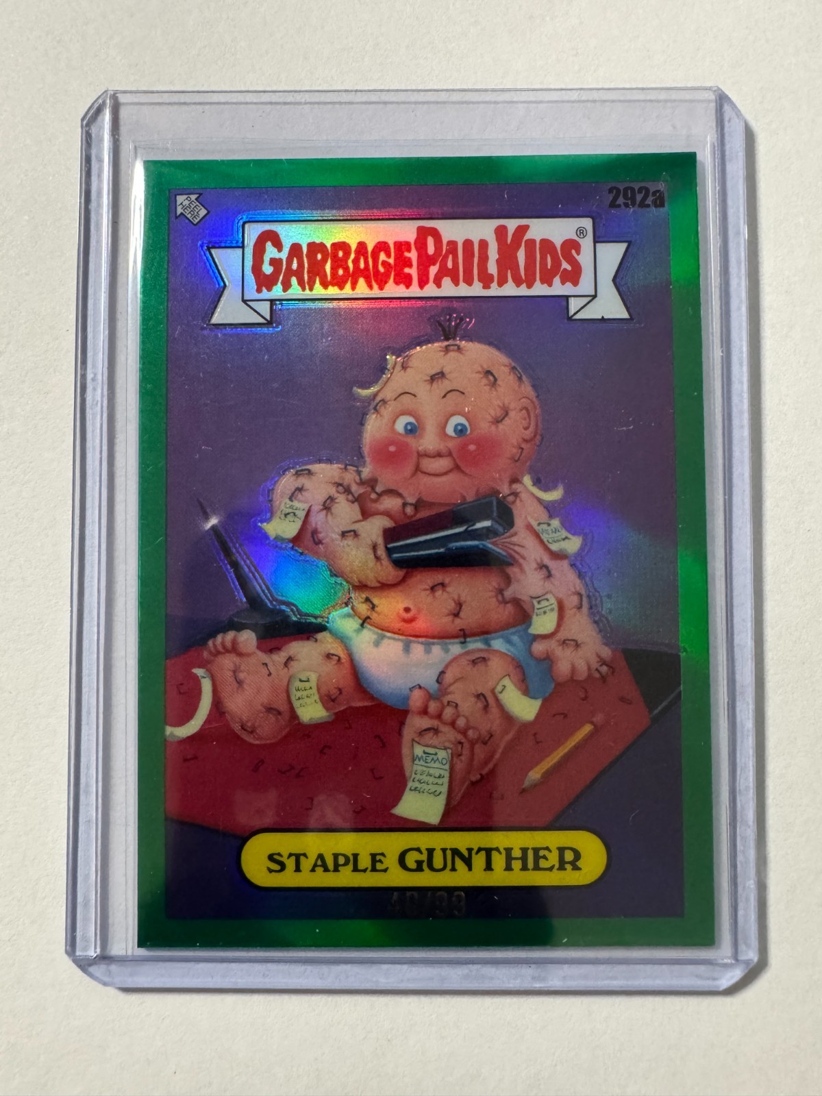 2024 Topps Garbage Pail Kids Chrome Green Refractor #292a Staple Gunther front