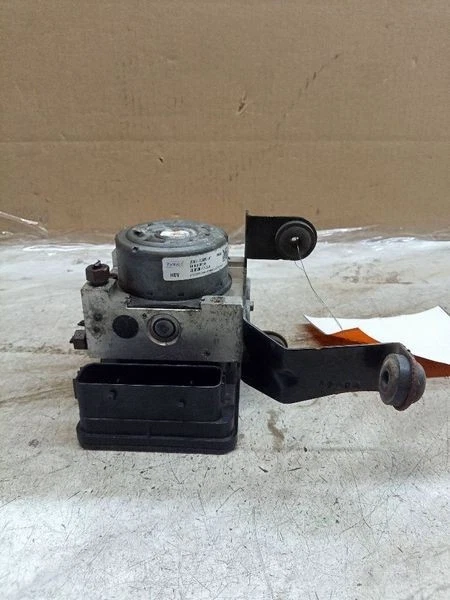 2013 Ford C-Max ABS Anti-Lock Brake Actuator Pump Assembly OEM - Image 2 of 4