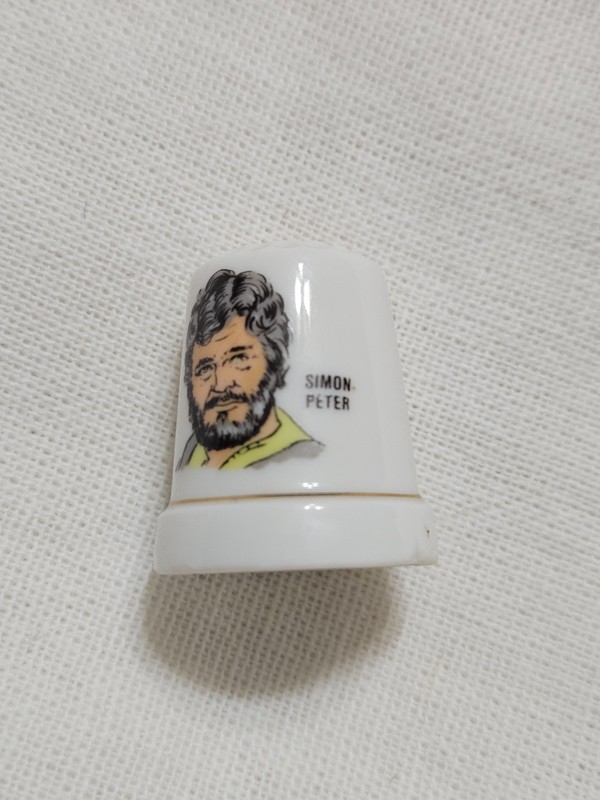 Vintage Porcelain Thimble Apostle Simon Peter FREE SHIPPING St Peter