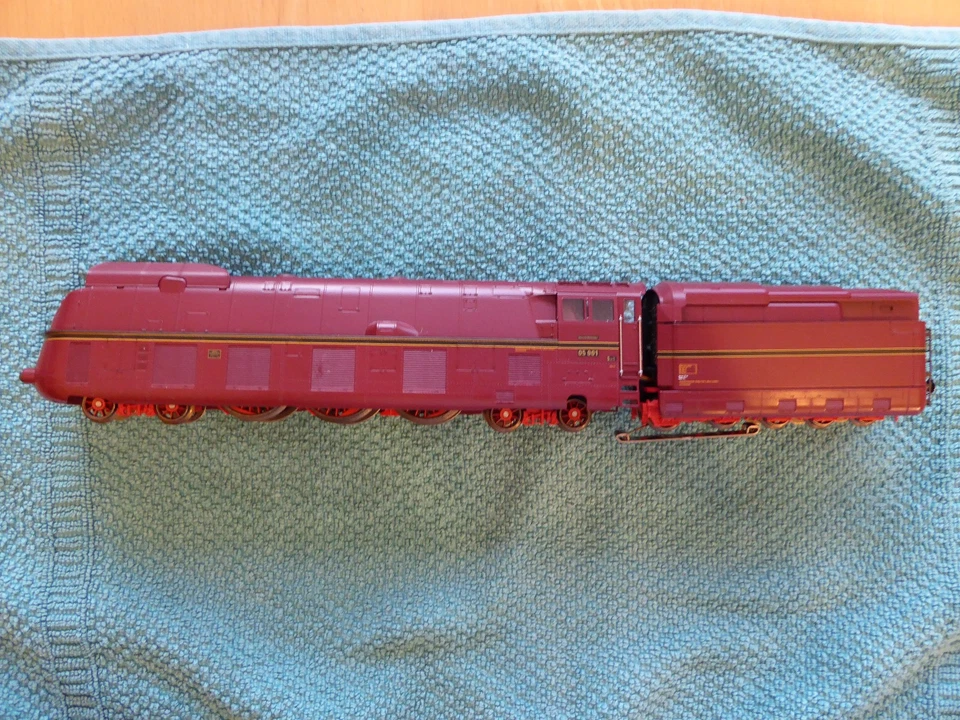 Märklin 37050 BR 05 001, rote Schnellzuglokomotive der DRG, FX, Sound, OVP etc. - Bild 4 von 4