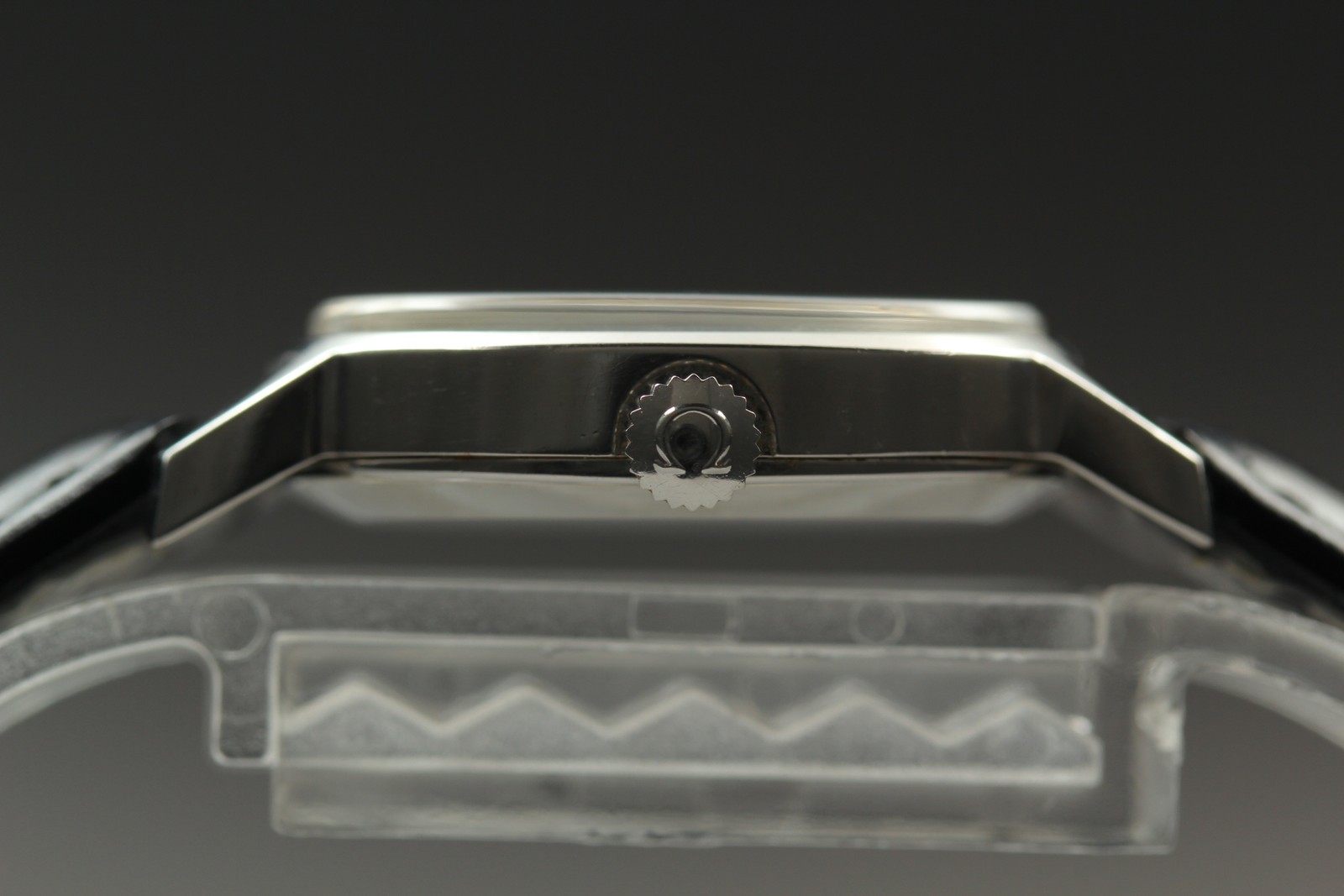 1977 Near MINT OMEGA De Ville 21mm 511.0509 Manual Silver Dial Women's Vintage image 4