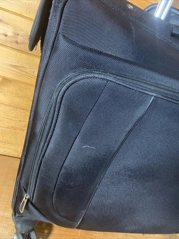 DELSEY PARIS 24x23x10” Rolling Garment Bag | Spinner Wheels | Black | Luggage - Image 4 of 4