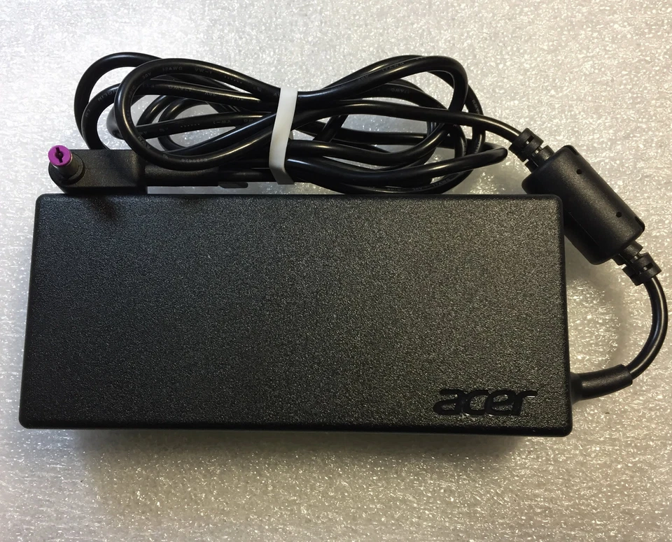Original Acer 19V 7.1A AC Adapter for Acer Predator X34A,ADP-135KB T LED Monitor - Image 2 of 4
