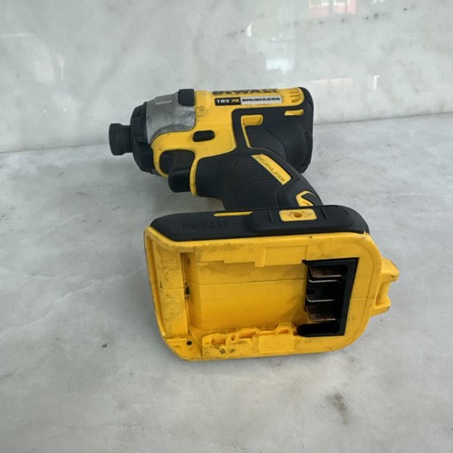 DEWALT DCF787 18V Cordless Impact Driver Skin Only - Picture 11 of 12