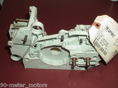 NEW OEM STIHL Chainsaw Engine Motor Housing Case Crankcase 017 O17 (READ Desc!)