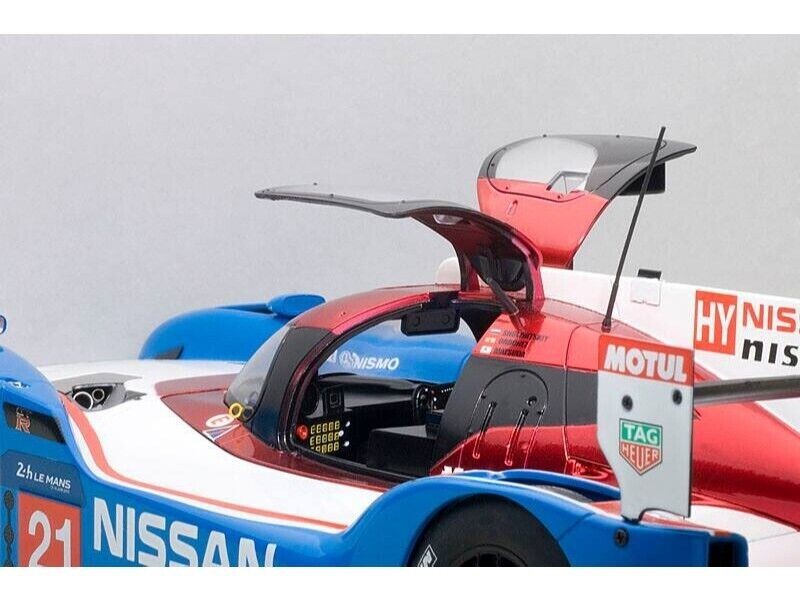 1/18 Nissan GT-R LM Nismo Le Mans 2015 T. Matsuda, L. Ordonez #21